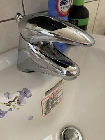 溎姐清潔工作室 - 水龍頭清潔