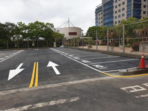睿新工程有限公司 - 網球場改建為停車場完工照