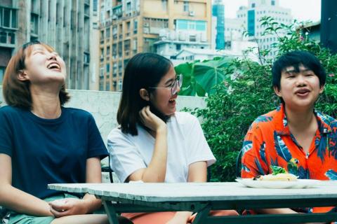 Lotus 英文家教/劇本創作、顧問/攝影師 - 為香蕉同居中Banana Co-living拍攝活動紀錄照