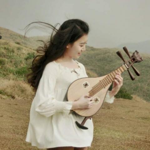 提供幼兒瑜珈服務的專家鄭容昕