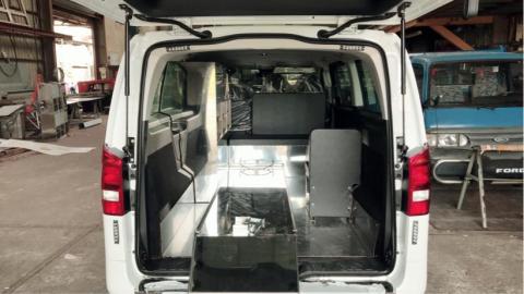 薪元有限公司 - 救護車內裝鐵件訂做