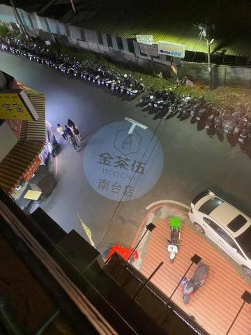 洛可科技 - LOGO投影燈