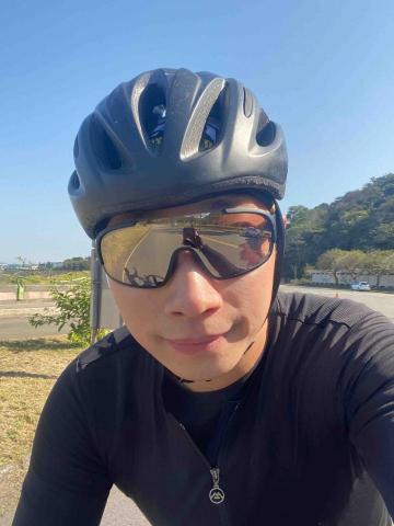 提供avtech主機服務的專家劉致緯