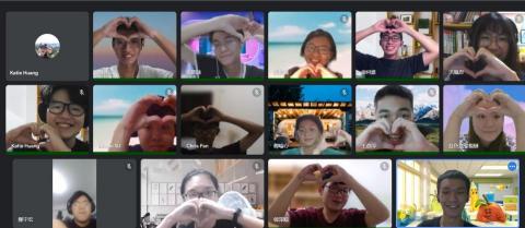 詠諭 - 中正大學阿卡貝拉社擔任社長