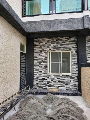 順榮用心來自溫暖的家 - 外觀磁磚。抿石子 順榮用心來自溫暖的家 - 外觀磁磚。抿石子