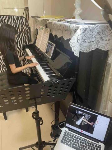 郁棋老師🎹鋼琴教學🎵鋼琴合作 - 2021疫情期間停課不停學,歡迎一起加入線上教學?學習時間更長內容更豐富多元? 郁棋老師🎹鋼琴教學🎵鋼琴合作 - 2021疫情期間停課不停學,歡迎一起加入線上教學?學習時間更長內容更豐富多元?