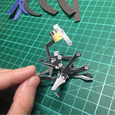 蔡秉融 - R1M-小零件切割