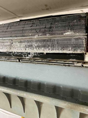 潔冷冷氣個人工作室 - 上藥清潔重中