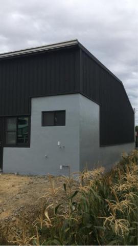 玖佰益時尚防水公司 -  工廠外面女兒牆防水工程