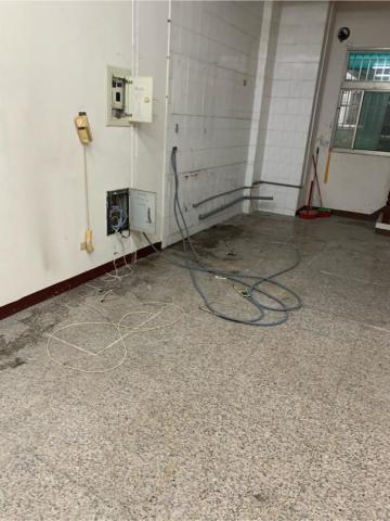 侑力水電 - 吧台