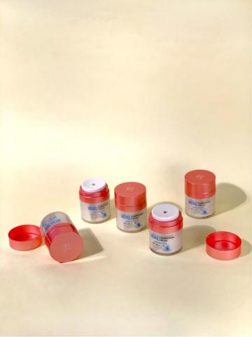 曾妍綾 - 美妝 曾妍綾 - 美妝