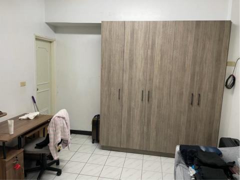 富築室內設計 地板/壁紙/窗簾 - 
