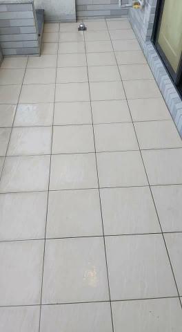 保室潔 - 陽台地板