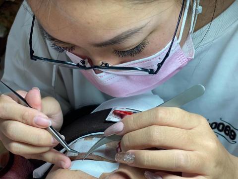 詩育特睫妍 - 嫁接睫毛