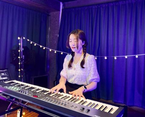 貳捌音樂 28music - 鋼琴彈唱錄影cover 貳捌音樂 28music - 鋼琴彈唱錄影cover