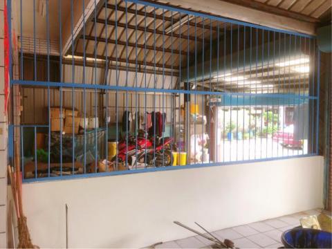 長新發裝潢油漆工程 - 欄杆除鏽刷面漆 長新發裝潢油漆工程 - 欄杆除鏽刷面漆