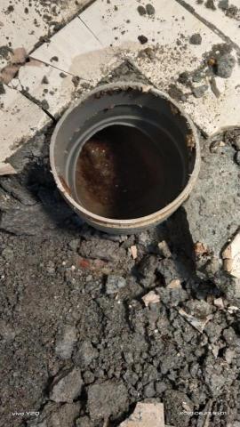 明皓水電維修 - 廁所內漏水。在抓漏修改 明皓水電維修 - 廁所內漏水。在抓漏修改