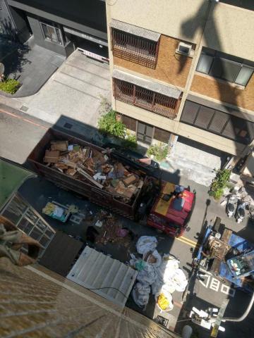 易聖企業社 - 拆除裝潢廢棄物清運 易聖企業社 - 拆除裝潢廢棄物清運