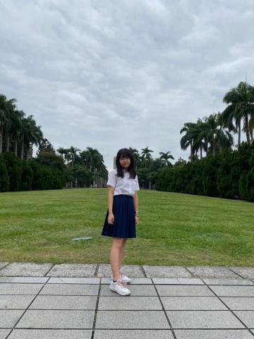 李思穎 - 台大 制服日