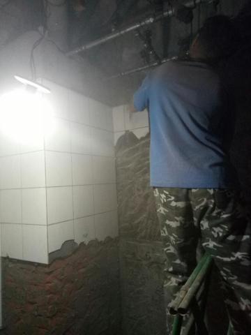 開得室內裝潢工程 - 廁所剃除磁磚