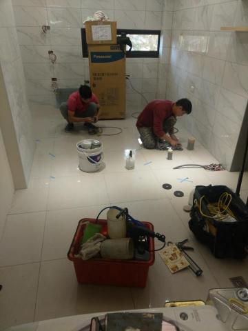 易聖企業社 -  易聖企業社 -