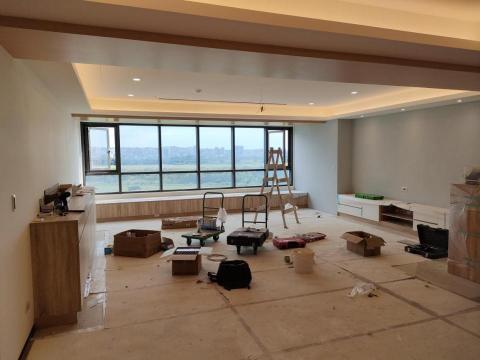 小陳 拆除 清運 油漆 自工價廉 - 燈具安裝