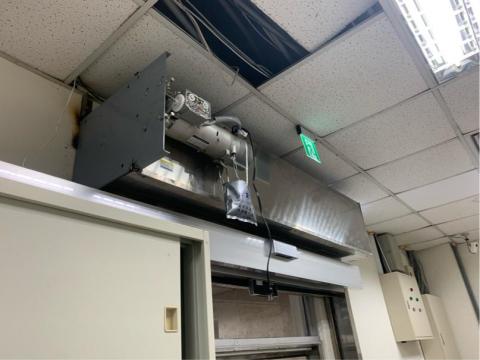 聰銘鐵工有限公司 - 學校鐵捲門馬達更換