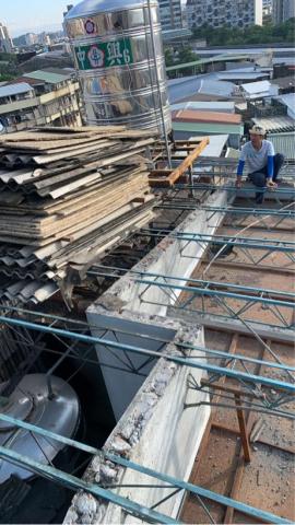 聰銘鐵工有限公司 - 樓頂石棉瓦更換三明治浪板