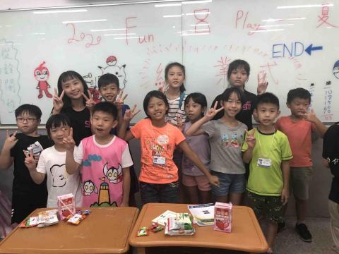 鍾雨緹 - 扯鈴夏令營 鍾雨緹 - 扯鈴夏令營