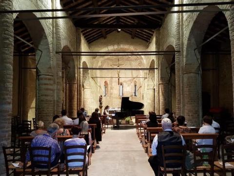 李沛宸老師｜鋼琴教學｜樂理聽寫教學｜德文教學 - 