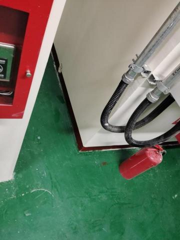 薛文平 - 踢腳板