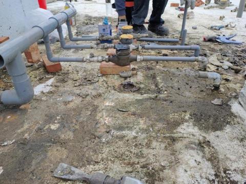 御梓裝潢工程行 - 墊高以利後續防水施作