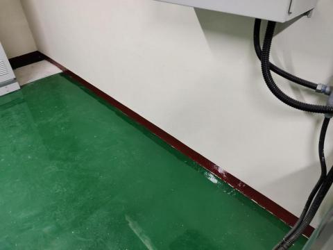 薛文平 - 踢腳板