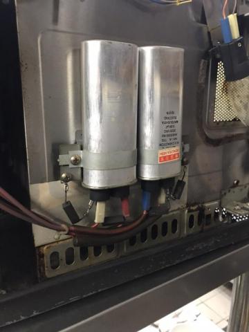 新宸專業設備維修 - 微波爐維修