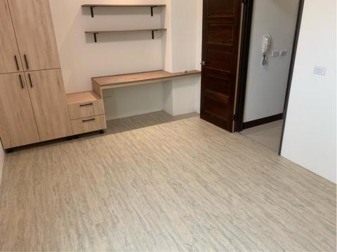 昱宏塑膠地板 - 施工的現況 昱宏塑膠地板 - 施工的現況