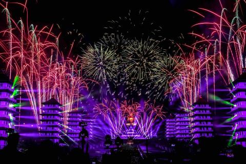 史可群 - 佛光山煙火攝影