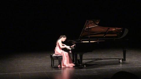 Joanne周靖淳/紐約曼哈頓音樂學院鋼琴演奏學士、碩士 - 