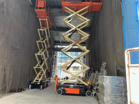 工具人企業社 - 高空作業 工具人企業社 - 高空作業