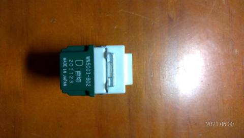 加成發實業(土水電木鐵-水電工程) - 兩切開關安裝-1[二條火線]+開關盒之安裝 用在切斷220V的冷氣機電源