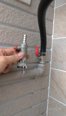 加成發實業(土水電木鐵-水電工程) - 瓦斯熱水器安裝-5[數位恆溫款 室內式-半密閉式強制排氣式{FE式}](新成屋之安裝)，包含周遭配件更換