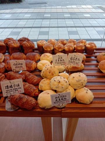 小秝子🙏專業接案 - 