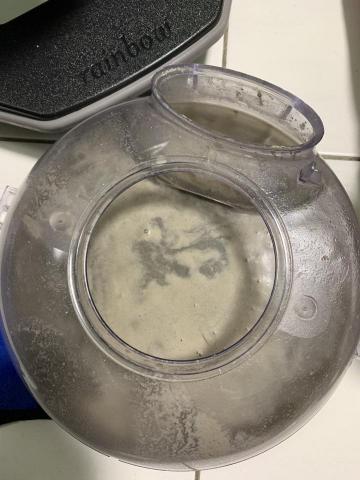 紳士淨螨職人don.ch - 床墊清潔出來的髒水