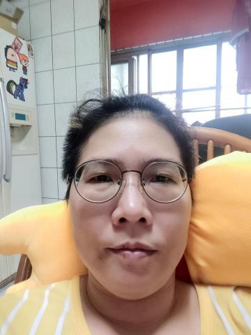 沒公司名稱在自家等工作 - 大家好
