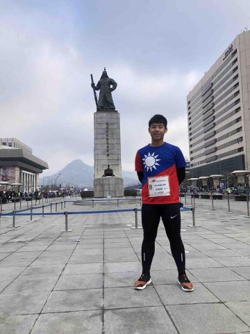 提供兼職服務的專家Ed