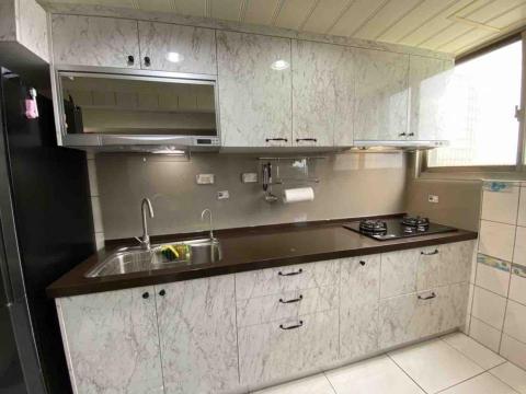 雅格廚具/櫥櫃系統櫃 - 櫥櫃