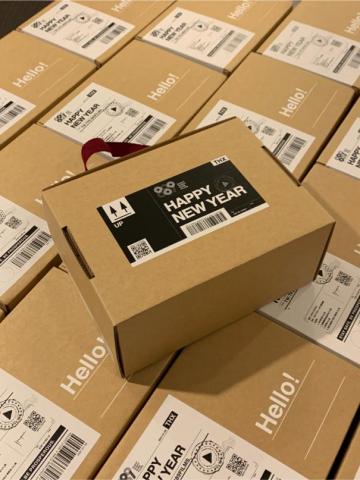 阿瓏 (Logan) - 包裝設計