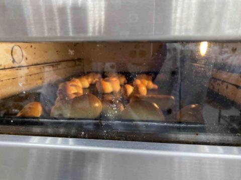  烘焙 打掃 陪玩 各種小事 - 丙級麵包