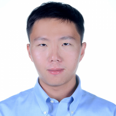 提供羽球初學者服務的專家吳曜任