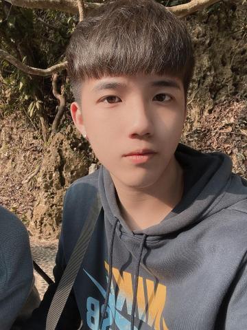 提供數學老師你來服務的專家鄭宏恩