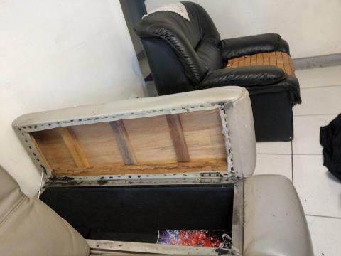 旗峰聯合實業 - 扶手櫃布更換